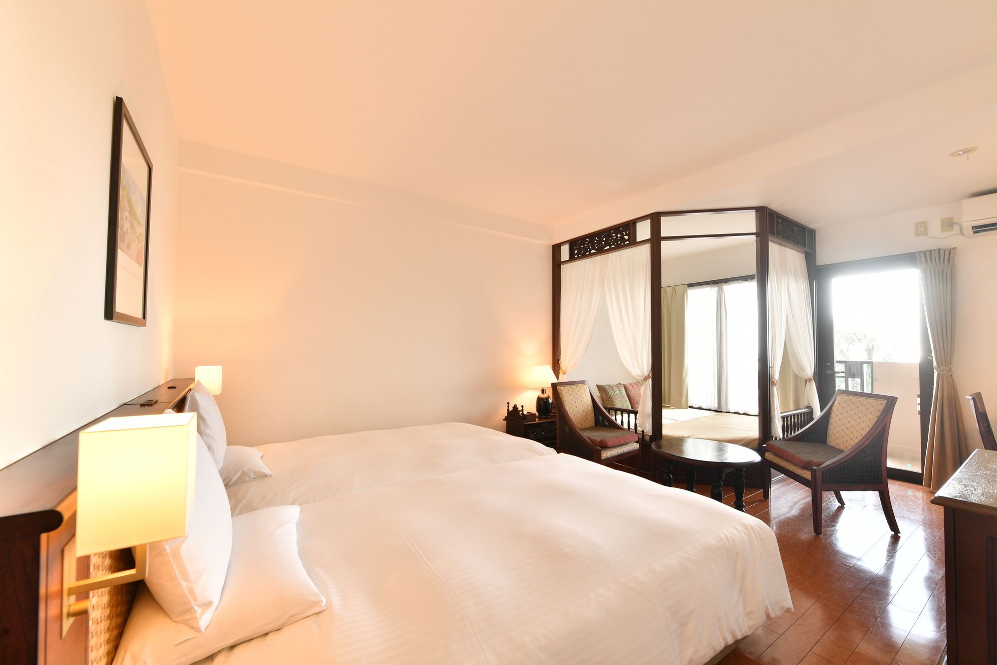 Iriomote Hotel By Hoshino Resorts Urauchi Экстерьер фото